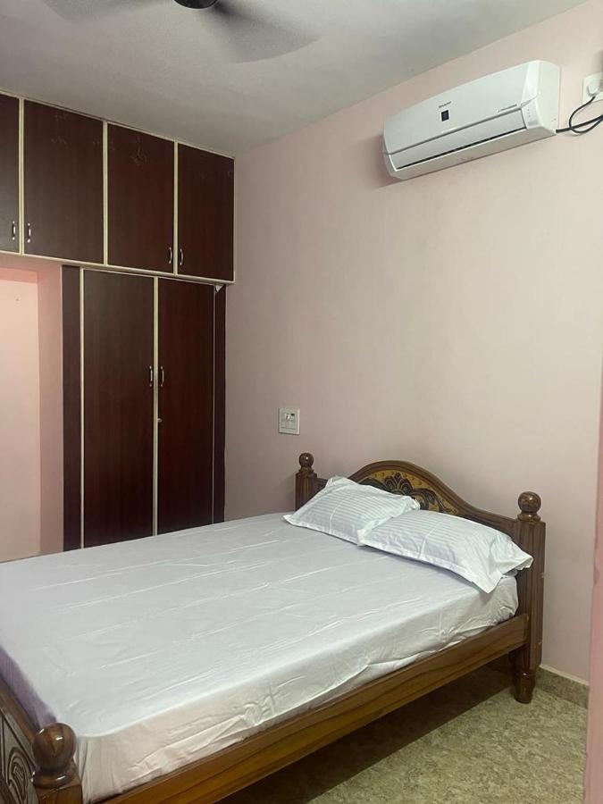 White Home Service Apartment 2Bhk Madurai Exterior foto